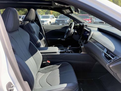 Used 2024 Lexus RX 500h F Sport image 14