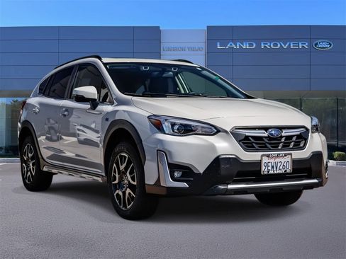 Used 2023 Subaru Crosstrek Hybrid w/ Moonroof Package w/Navigation image 3