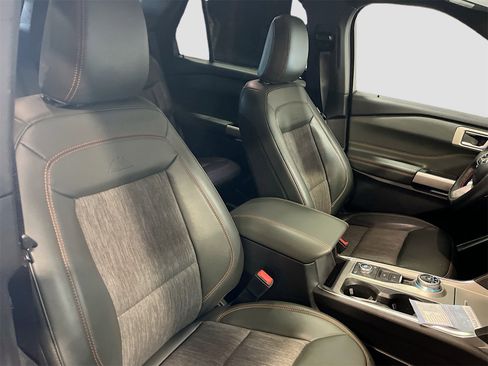 Used 2023 Ford Explorer Timberline w/ Timberline Technology Package image 31