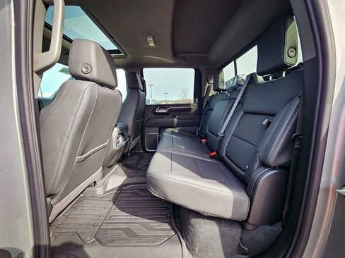 New 2026 GMC Sierra 2500 SLT w/ Max Trailering Package AWD/4WD image 33