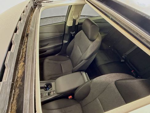 Used 2025 Honda Accord SE image 14