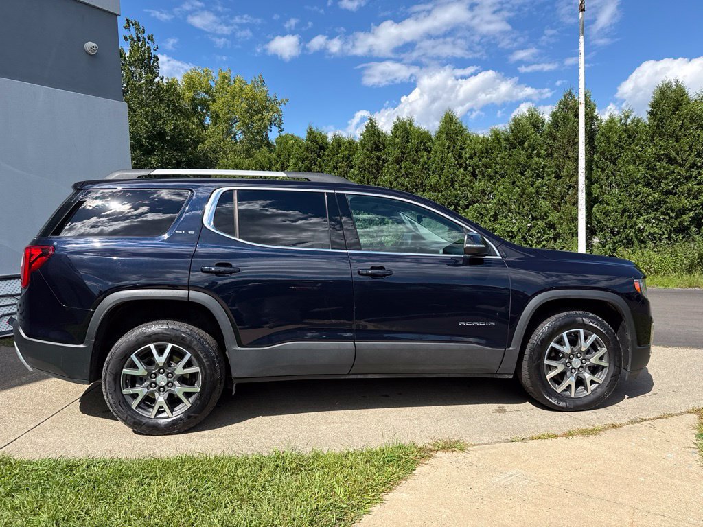 Used 2022 GMC Acadia SLE w/ Driver Convenience Package AWD/4WD image 2