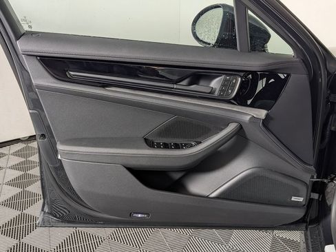 New 2026 Porsche Panamera RWD image 25