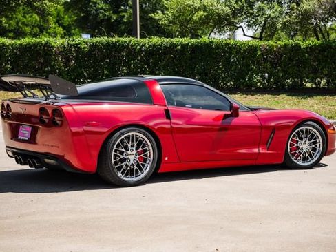 Used 2008 Chevrolet Corvette Coupe w/ Preferred Equipment Group RWD image 52