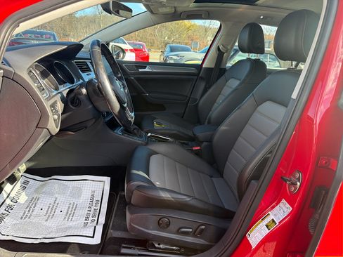 Used 2017 Volkswagen Golf Alltrack SEL image 19