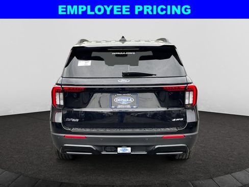 New 2026 Ford Explorer ST-Line w/ ST-Line Street Pack AWD/4WD image 4