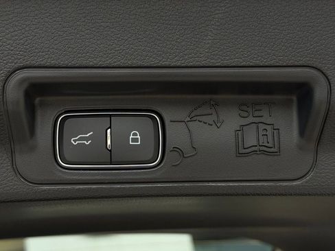 New 2026 Ford Explorer Active w/ Active Comfort Package RWD image 66