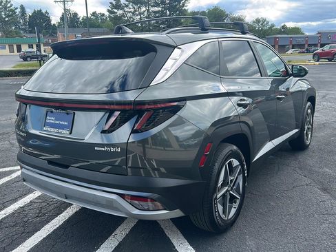 Certified 2025 Hyundai Tucson SEL AWD/4WD image 9