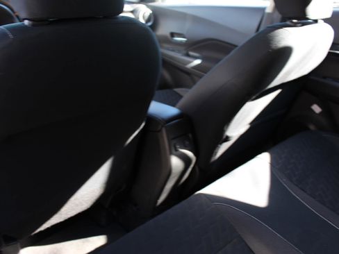 Used 2024 Nissan Kicks SV image 30