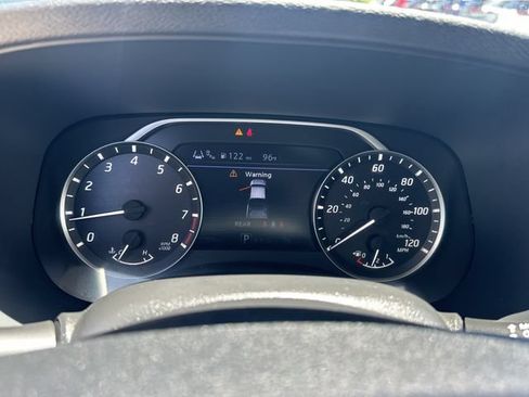 Certified 2024 Nissan Frontier SV w/ Technology Package RWD image 18