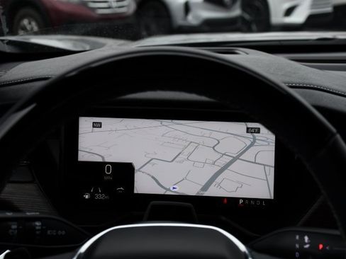 Used 2024 GMC Acadia Denali w/ Super Cruise Package image 29