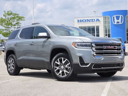 Used 2023 GMC Acadia SLE w/ Driver Convenience Package AWD/4WD image 2