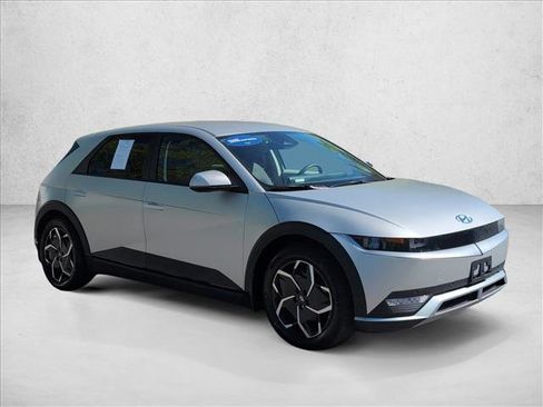 Certified 2024 Hyundai Ioniq 5 SEL image 3