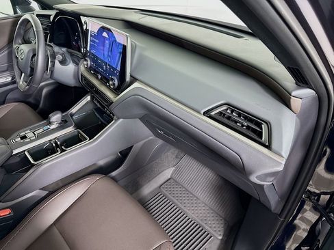 Certified 2026 Lexus TX 350 AWD w/ Technology Package image 31