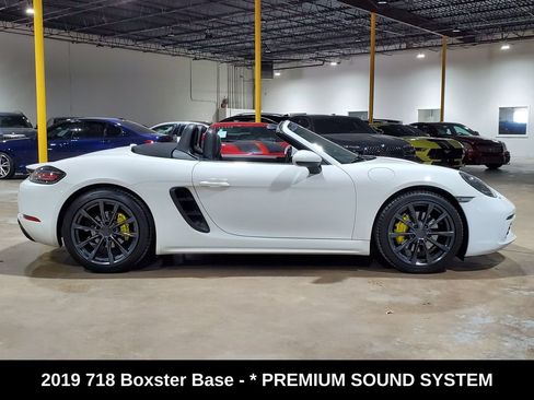 Used 2019 Porsche 718 Boxster RWD image 5