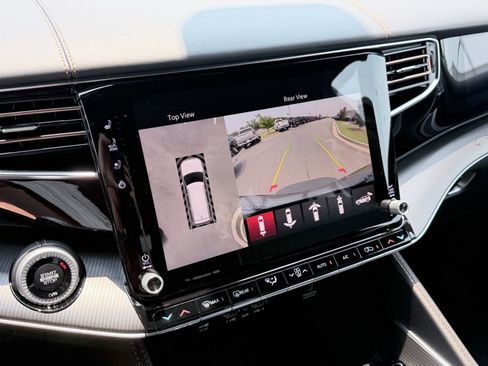 New 2026 Jeep Grand Wagoneer Summit AWD/4WD image 33