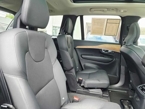 Certified 2025 Volvo XC90 T8 Plus w/ Protection Package Premier AWD/4WD image 14