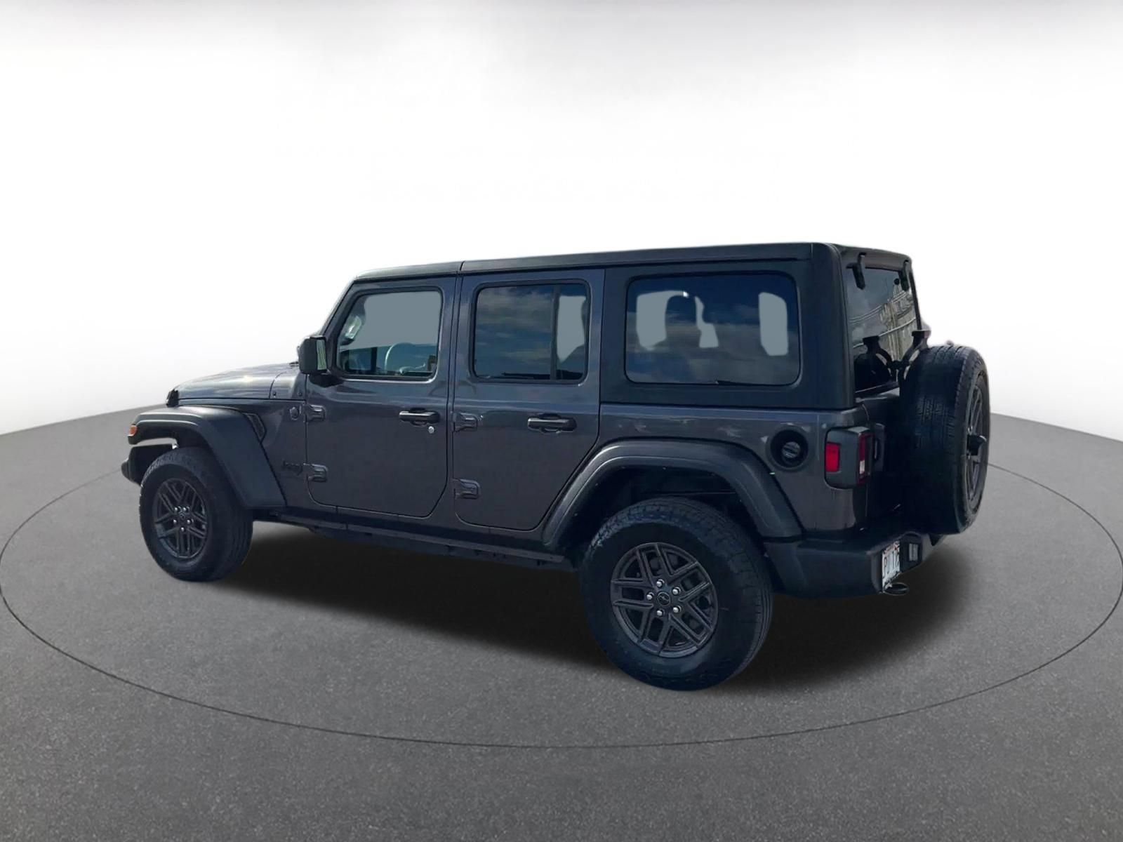 Used 2025 Jeep Wrangler Unlimited Sport AWD/4WD image 9