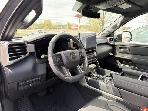 New 2026 Toyota Tundra Limited AWD/4WD image 15