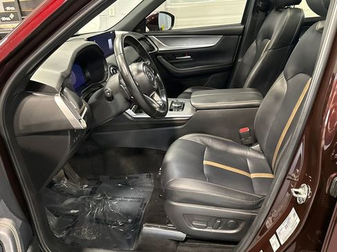 Used 2024 MAZDA CX-90 Plug-In Hybrid w/ Premium Plus AWD/4WD image 6