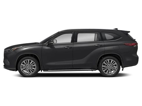 New 2026 Toyota Highlander Platinum image 18