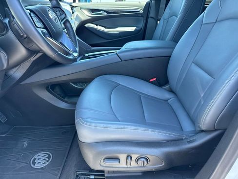Used 2024 Buick Enclave Essence FWD image 10