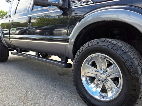 Used 2012 Ford F250 Lariat w/ Lariat Ultimate Pkg AWD/4WD image 22