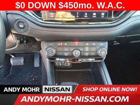 Used 2024 Dodge Durango GT image 17