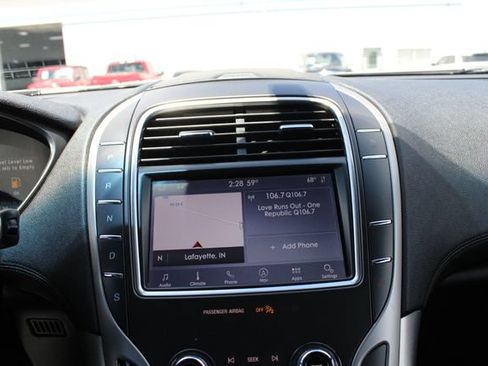 Used 2020 Lincoln Nautilus Premier w/ Equipment Group 101A AWD/4WD image 16