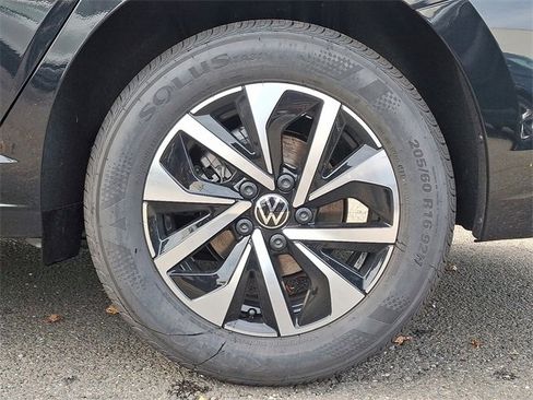 New 2025 Volkswagen Jetta S image 5