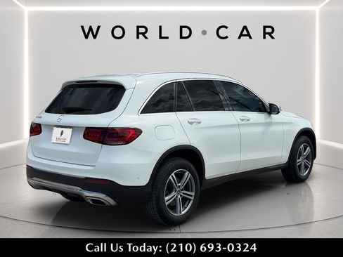 Used 2022 Mercedes-Benz GLC 300 image 3