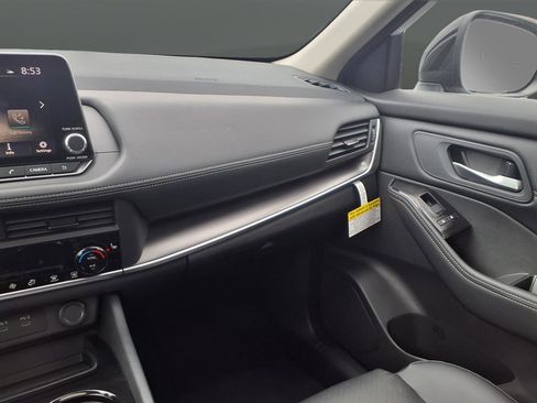 New 2026 Nissan Rogue SV AWD/4WD image 36