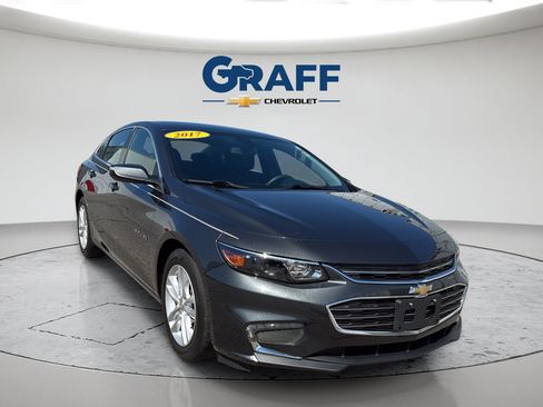 Used 2017 Chevrolet Malibu LT FWD image 11