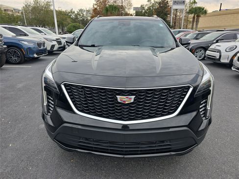 Used 2021 Cadillac XT4 Sport image 2