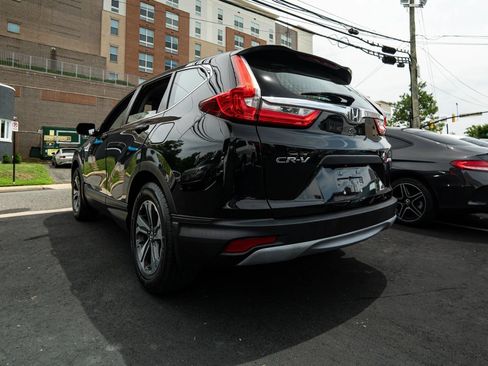 Used 2018 Honda CR-V LX image 6