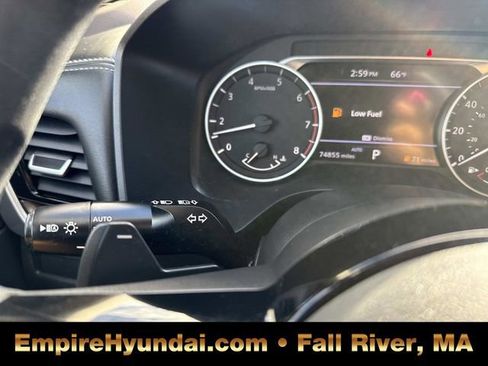 Used 2022 Nissan Rogue SV image 29