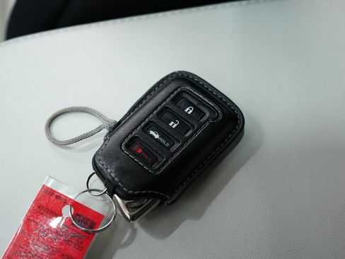 Used 2022 Lexus IS 350 F Sport w/ Accessory Package RWD image 34