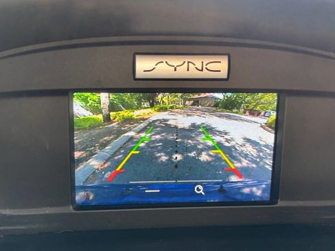 Used 2018 Ford Escape SE image 29