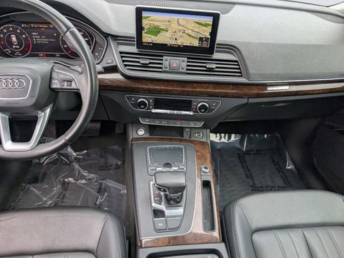 Used 2019 Audi Q5 2.0T Premium Plus w/ Premium Plus Package AWD/4WD image 16