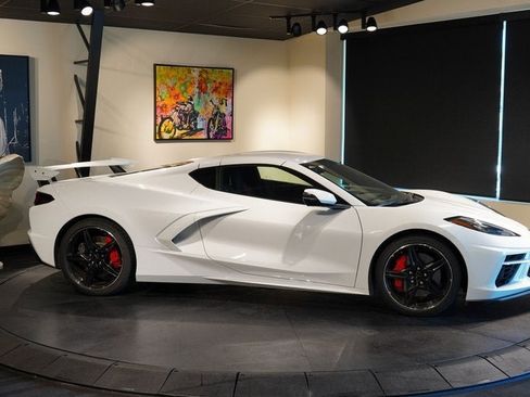 Used 2023 Chevrolet Corvette Stingray Premium Cpe w/ Z51 Performance Package RWD image 15