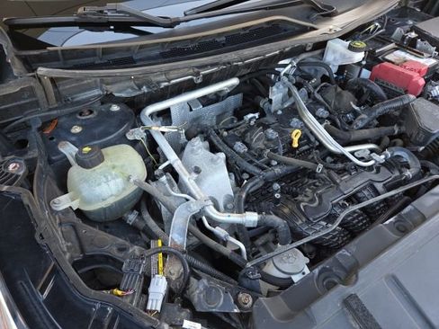 Used 2021 Nissan Rogue S image 65