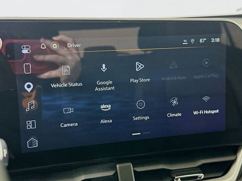 Used 2025 Chevrolet Equinox LT w/ Convenience Package II image 25