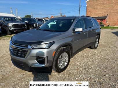 Used 2023 Chevrolet Traverse LT