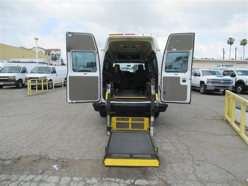 Used 2014 Ford E-250 and Econoline 250 Extended w/ Power Group image 12
