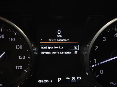 Used 2016 Land Rover Range Rover Sport HSE image 22