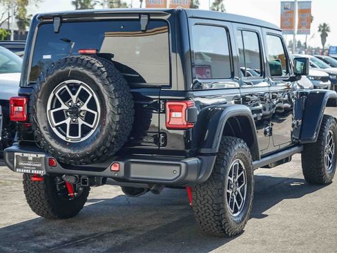 New 2026 Jeep Wrangler Unlimited Rubicon w/ Safety Group image 4