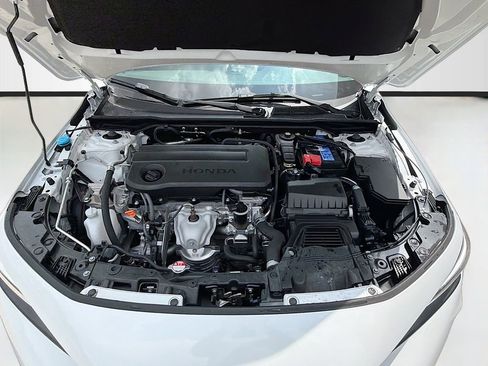 Used 2025 Honda Civic Sport image 27
