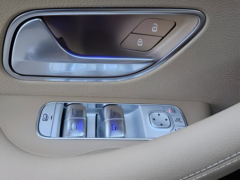 New 2026 Mercedes-Benz GLS 450 GLS 450 image 23