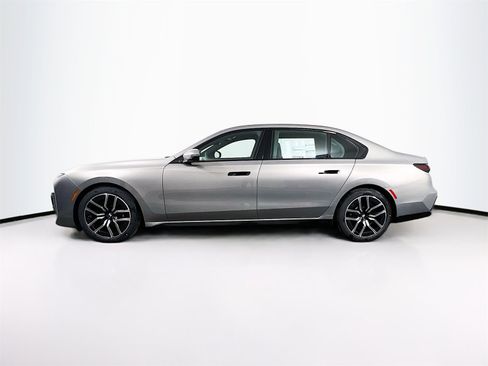 New 2025 BMW i7 xDrive60 image 4