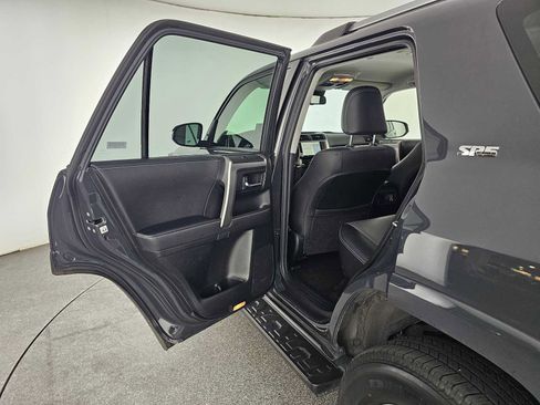 Used 2024 Toyota 4Runner SR5 Premium image 15